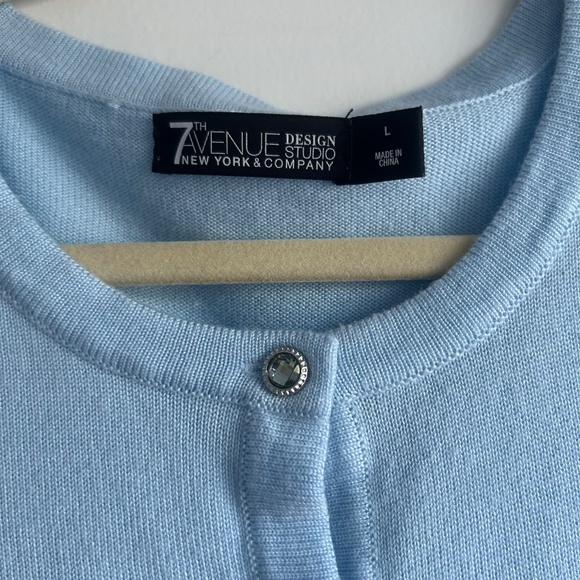 NY&Co Women's Blue Short Sleeve Sweater Button Up Sparkle Sz L Preppy Old Money - Picture 2 of 6